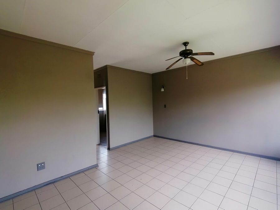2 Bedroom Property for Sale in Adamayview North West